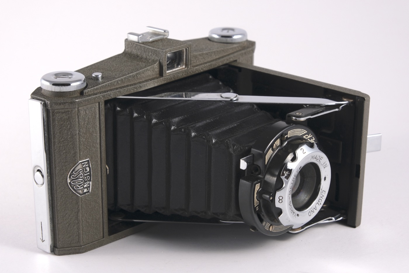 Ross-Ensign Selfix Snapper camera